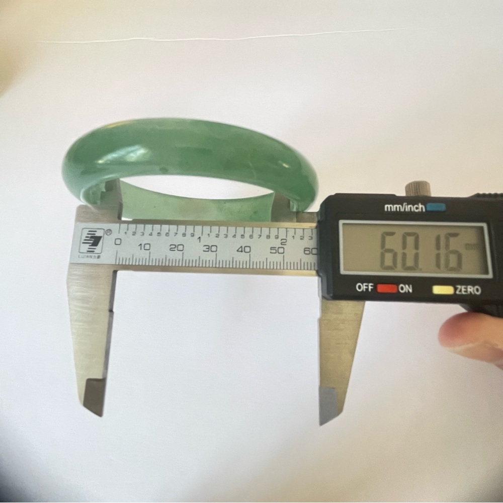 Authentic Natural Jade Bangle - Picture 3 of 3